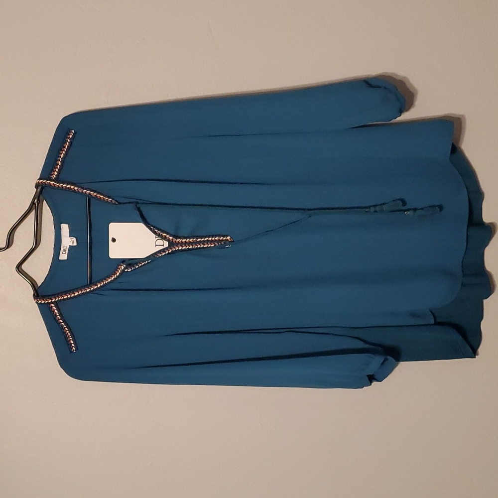 DR2 teal tunic top